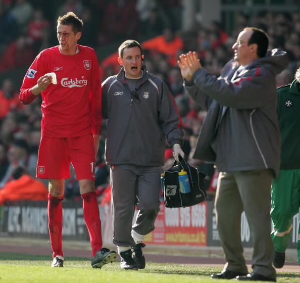 赛季0首发，恩德里克父亲社媒发声：凡贬抑自己的，必被高举（赛季至今零首发，恩德里克父亲社媒发声：自降者终被高举）