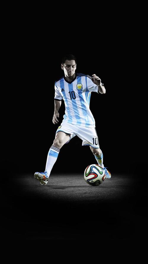 他一拿球就让人放心（球到他脚下，心就稳了）