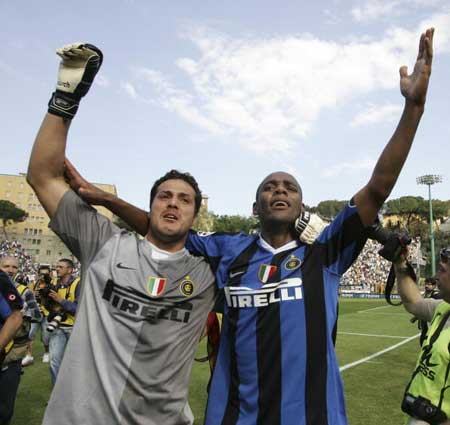 非洲杯半场：阿贾伊头槌破僵，尼日利亚暂1-0坦桑尼亚（非洲杯半场战报：阿贾伊头球破门，尼日利亚暂以1-0领先坦桑尼亚）