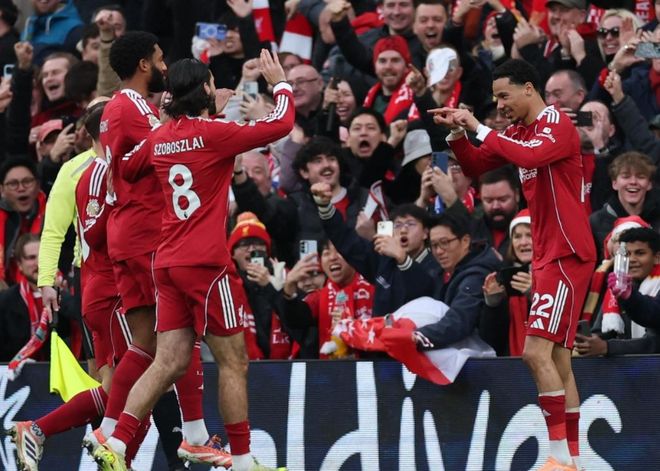 尤文跟队：加蒂扭伤膝盖，今天将接受检查（尤文跟队消息：加蒂膝盖扭伤，今日接受检查）