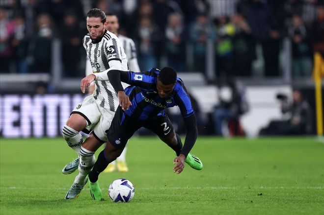 TA：从荆棘中走出坚实一步，德国队晋级之路亦是信心重建之路（TA：冲破荆棘迈出稳健一步，德国队的晋级之路亦是信心重塑之旅）