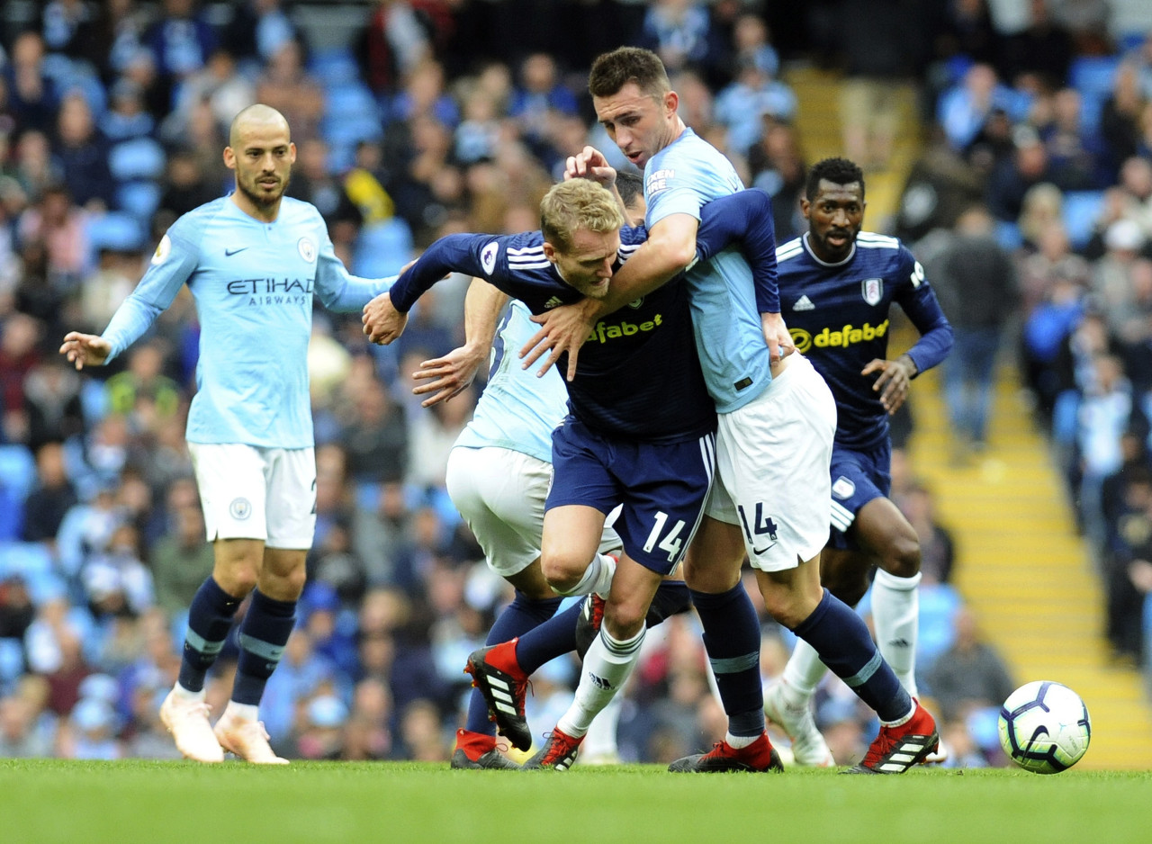 有些差距，肉眼就能看出来（差距一目了然）