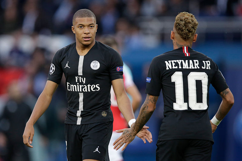 德罗西取热那亚生涯首胜，率队时隔239天再次意甲主场赢球（德罗西对阵热那亚斩获执教首胜，率队相隔239天再度意甲主场告捷）