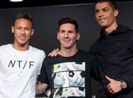 英媒：利雅得新月有意萨拉赫，利物浦对他的未来持开放态度（英媒：利雅得新月想签萨拉赫，利物浦对其去留持开放态度）