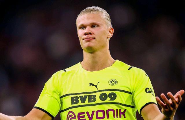 中超球队阵容分析：武汉三镇近期变化,（中超观察：武汉三镇阵容近况解析）